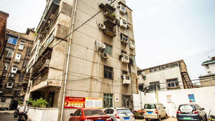 襄阳市襄州区水利局一生活区外景图