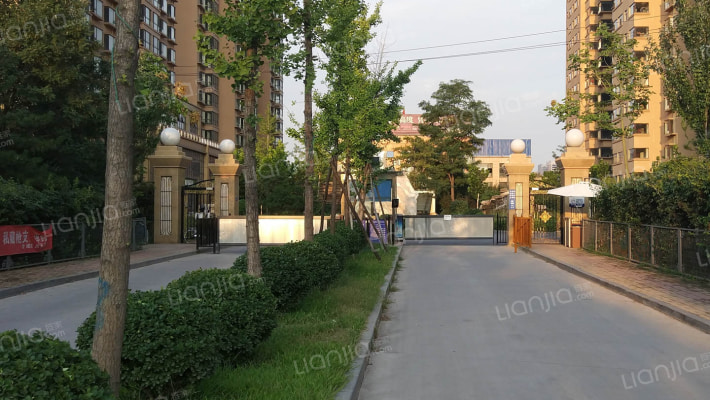 馨和佳苑小区外景图