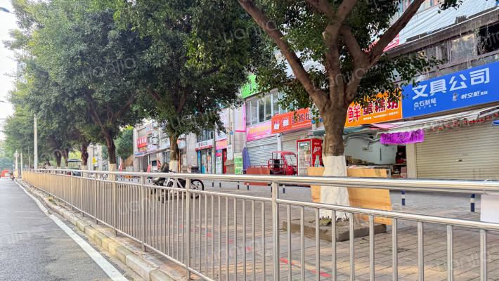 渝黔大厦外景图