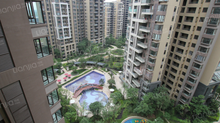 麓山国际茵特拉肯A外景图