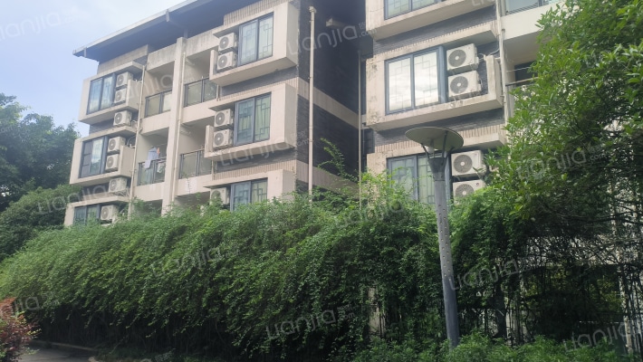 青城花园外景图