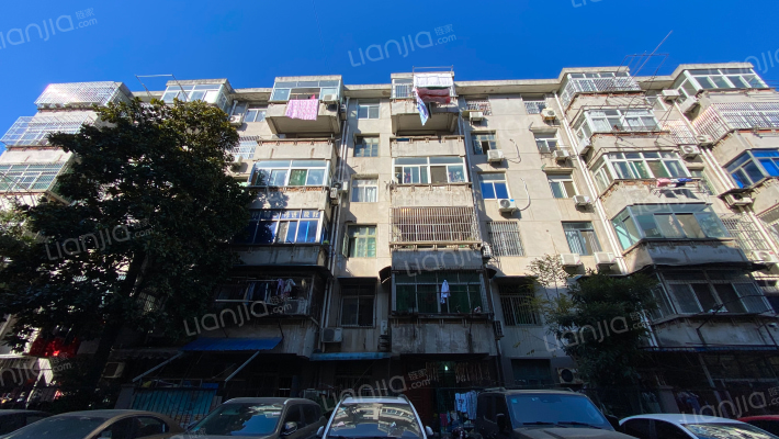 劳务服务公司宿舍外景图