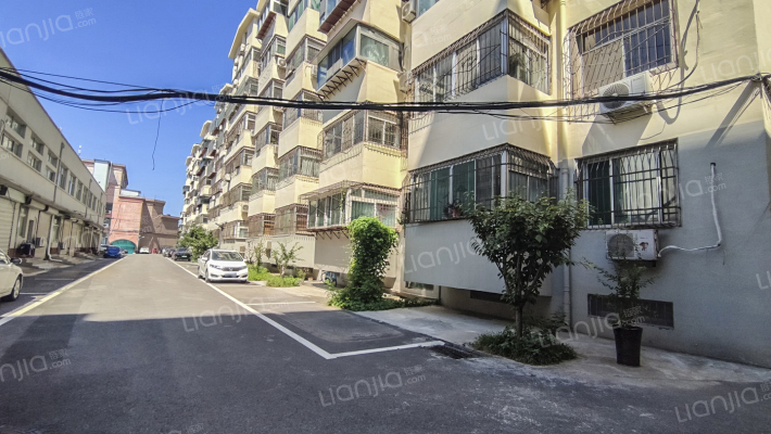 山大路260号外景图