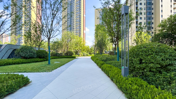 御锦城岸芷汀澜外景图