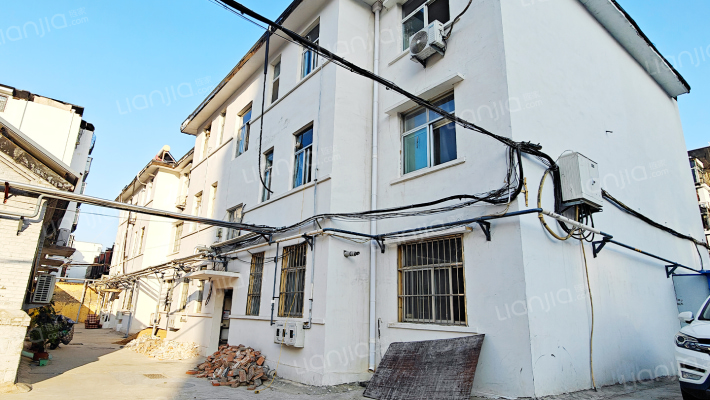 林业局宿舍(岱岳区)外景图