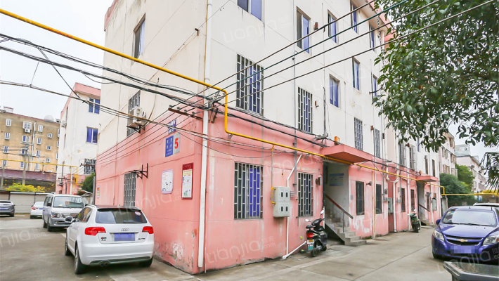 烟雨新村外景图