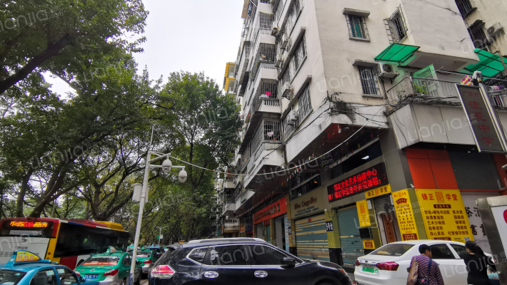 流花路39号大院外景图