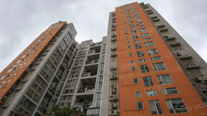 白金时代外景图