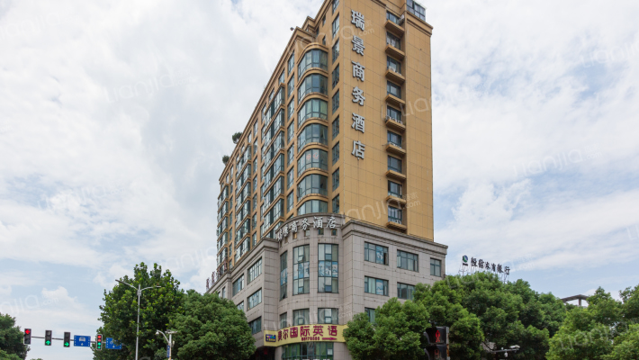 越商大厦外景图