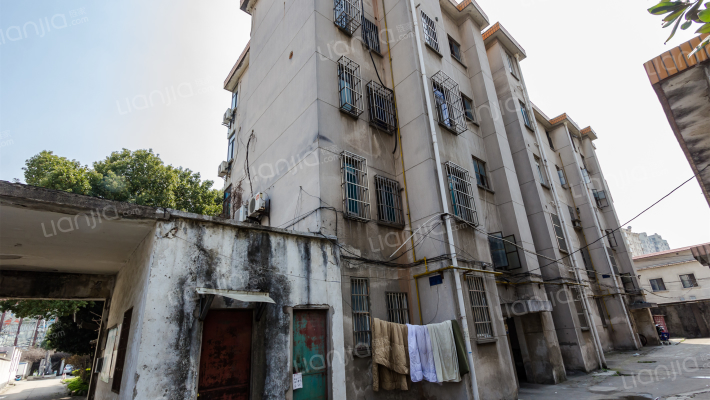 农业局宿舍外景图