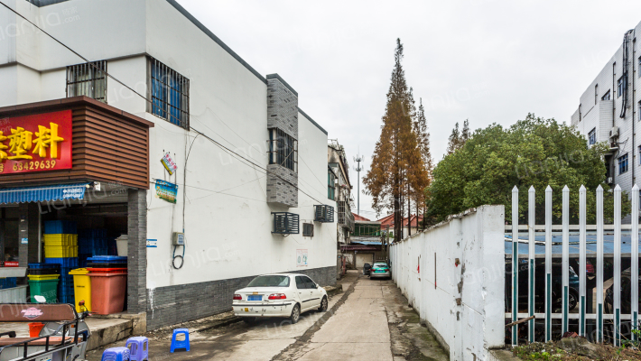 交通南路散盘外景图