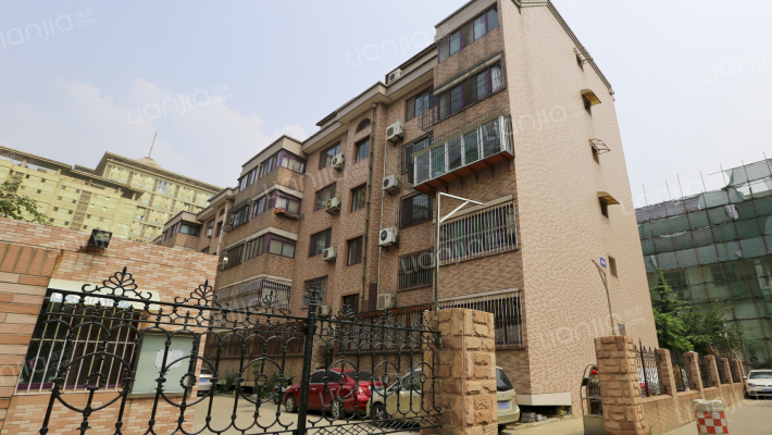 和平花园外景图