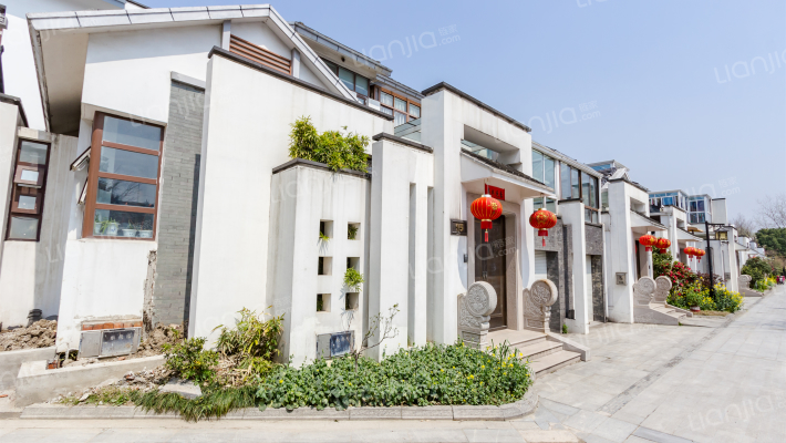 智园别墅外景图