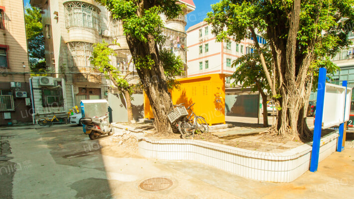 怡广小区外景图