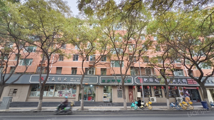 兰州热水瓶厂家属院外景图