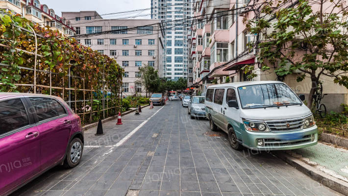 地矿花园外景图