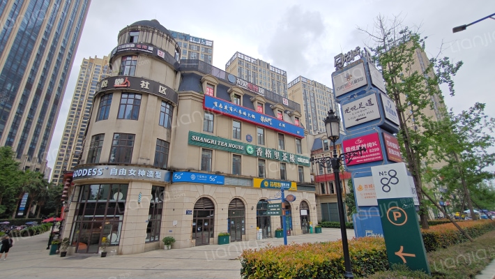 百悦城云景外景图