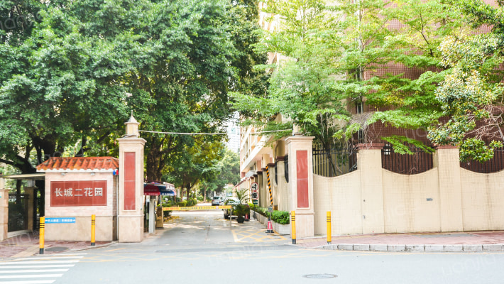 长城二花园外景图