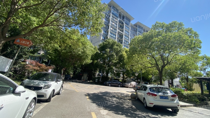 兴城国际花园外景图