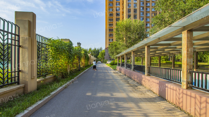 中建高街国际外景图