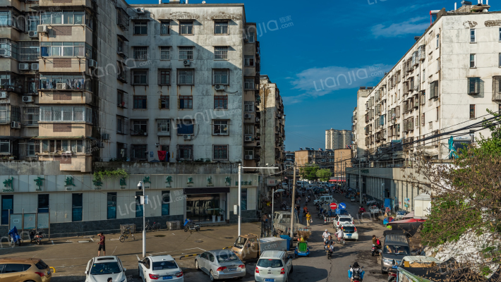 二三公寓宿舍外景图