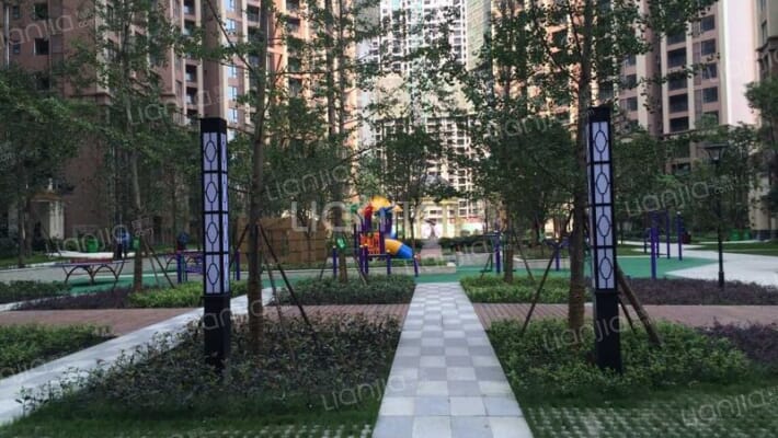 银诚龙悦中心外景图