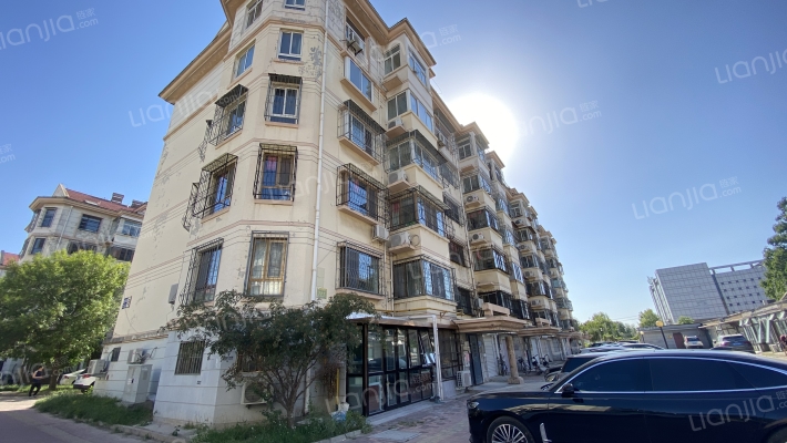 阳光公寓外景图