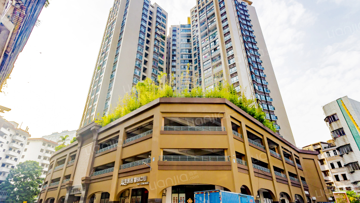 蓝湾逸居外景图