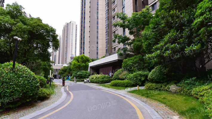 金奥国际中心外景图