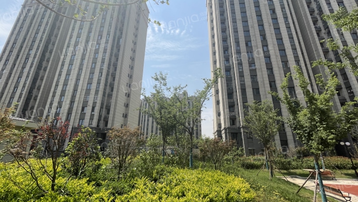 润城华府外景图