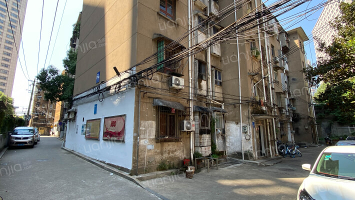 湖南医大附二院广济桥宿舍外景图