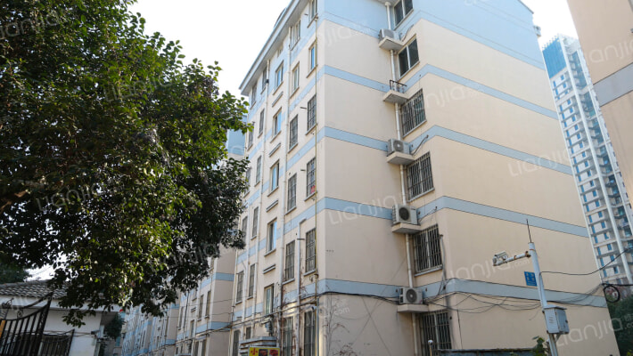 清拖北苑外景图