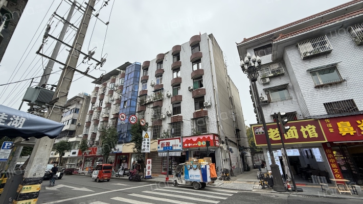 上升街131号外景图