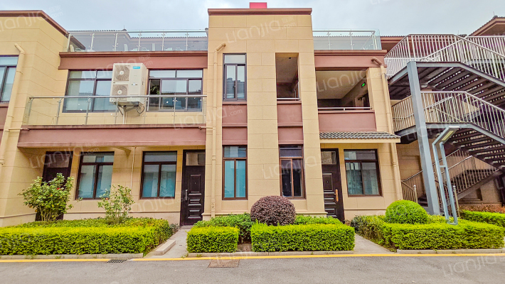 云湖十里澜庭外景图