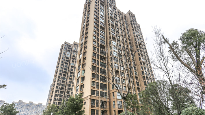 环秀湖花园外景图