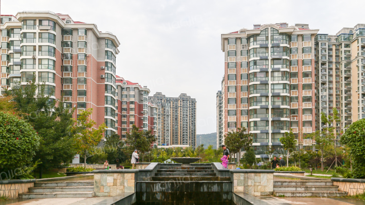 山水龙城·望山苑外景图