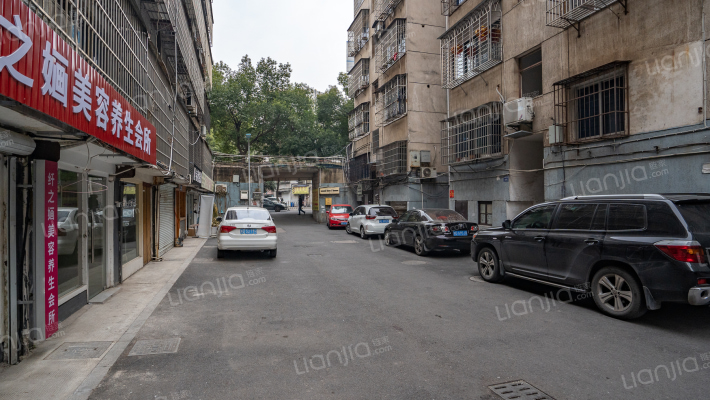 朱公湖新村外景图