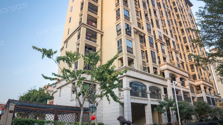 特房黎安小镇A区外景图