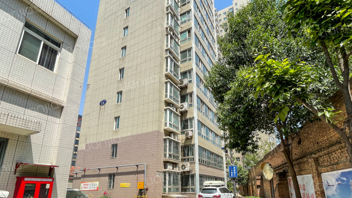 兰空桃园小区外景图