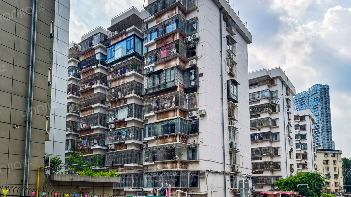 建行宿舍外景图