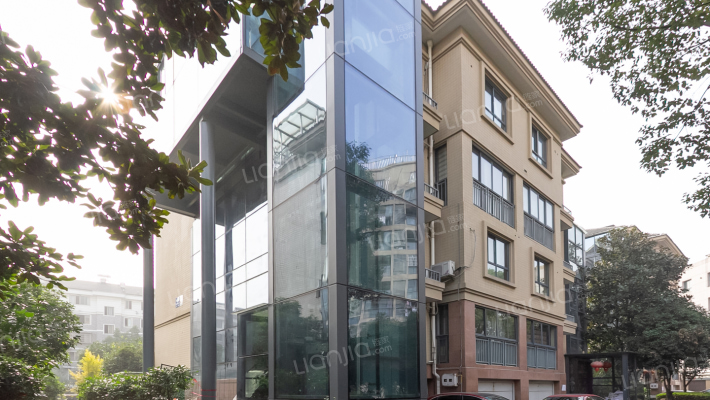 玲珑小筑外景图