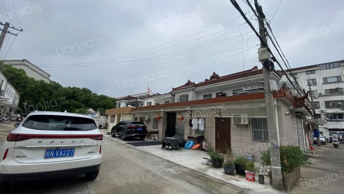 石里南弄外景图