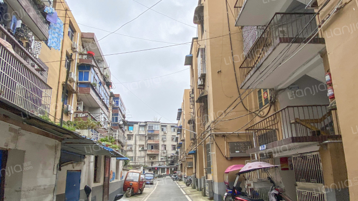 雁北小区外景图