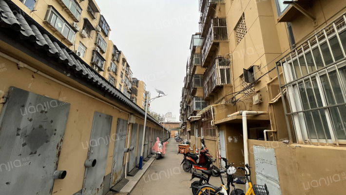 环保局家属楼外景图