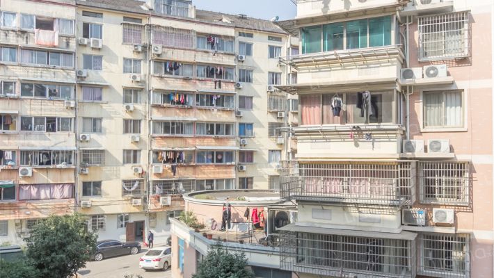 新昌大道东路外景图