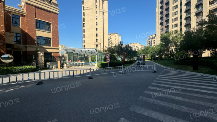 孔雀城大学里四期外景图