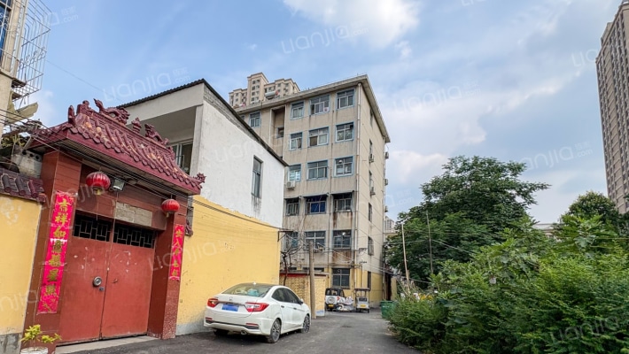 商业大厦北家属院外景图