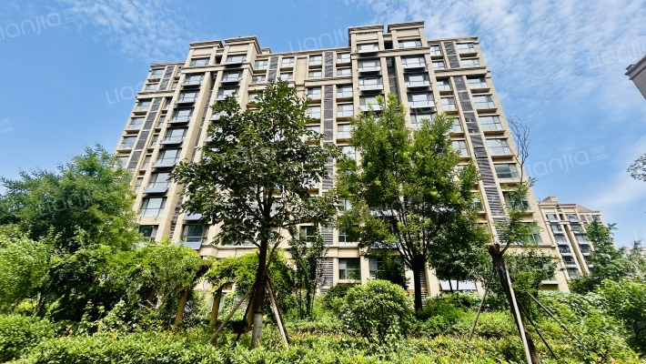 金汇瀚玉城外景图