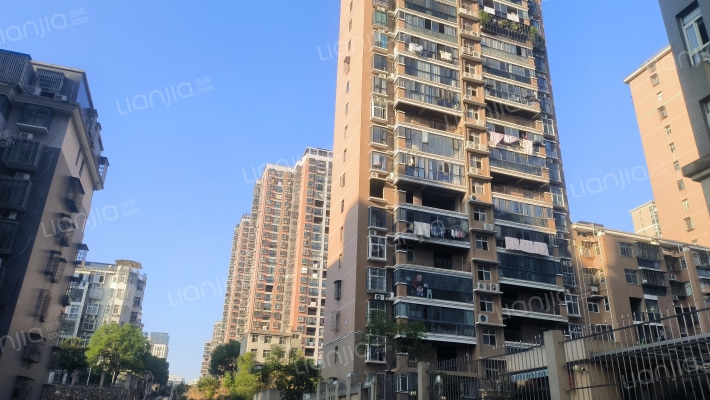 书香曼城外景图