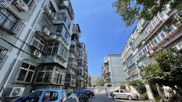 农林路82号院外景图